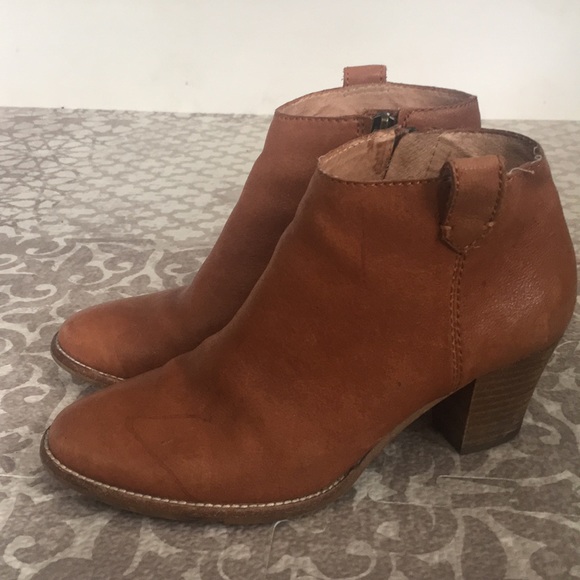 Madewell Billie Boot in Saddle, Size 6 - Picture 3 of 10